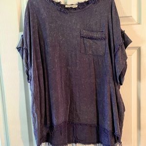 Umgee distressed boutique top